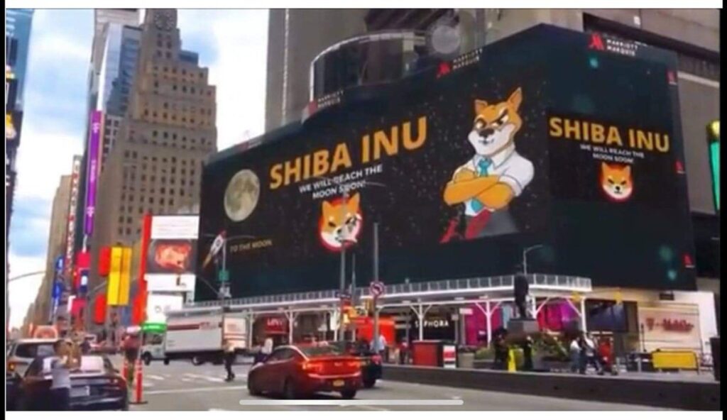 SHIBA INU Annonserar På Times Square - Följ Kursen