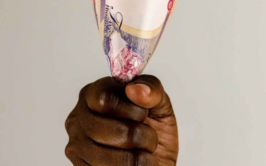 Nigerias Centralbank Höjer Uttagsnivåerna 2 Veckor Efter Man Sänkt Dem…