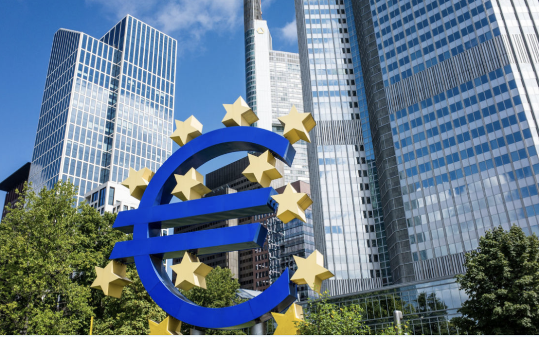 ECB Höjde Räntan 0,5% Och Lovar Stöd Till Krisande Banker