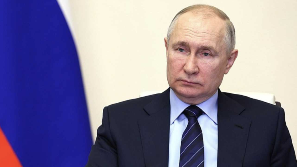 Putin: Häng Med i Kampen Mot Dollarn Eller Förlora