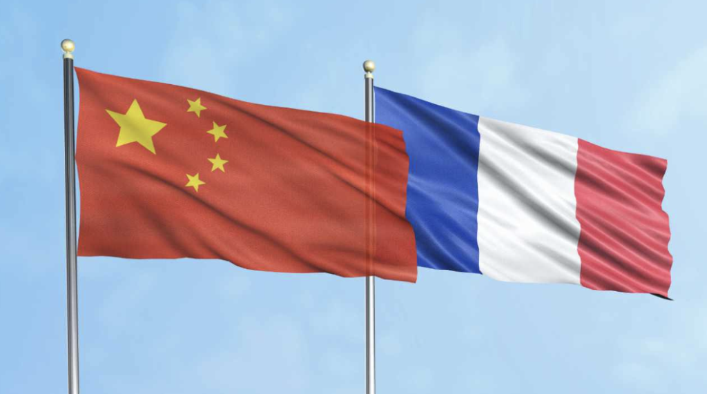 Macron Skapar Tightare Band Med Kommunistregimen i Kina