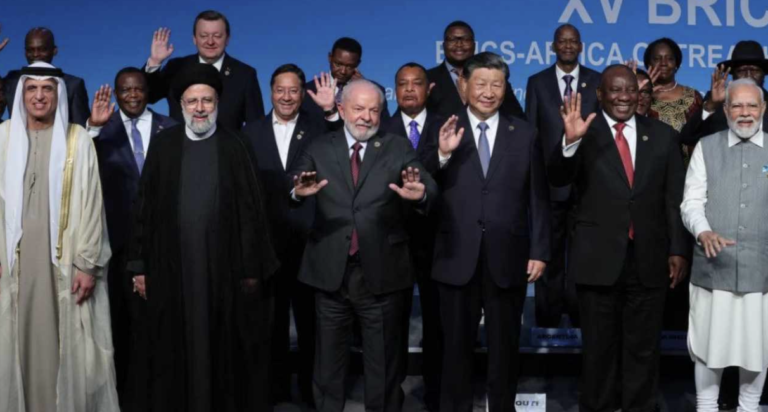 BRICS Blir 11 Länder Där Iran & Saudiarabien Är Med...