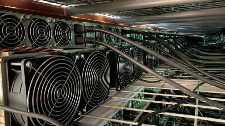 Hela 11 Noterade Bitcoin Mining Aktier Upp Med + 280% Under 2023