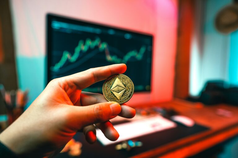 Ethereum Kursen Rusar På Nya ETF Spekulationer – Upp 19% Senaste Dygnet!